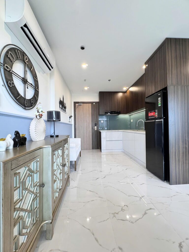 Căn Hộ 2PN+ Full Nội Thất Hướng Đông Bắc Tầng 8 Vinhomes Grand Park