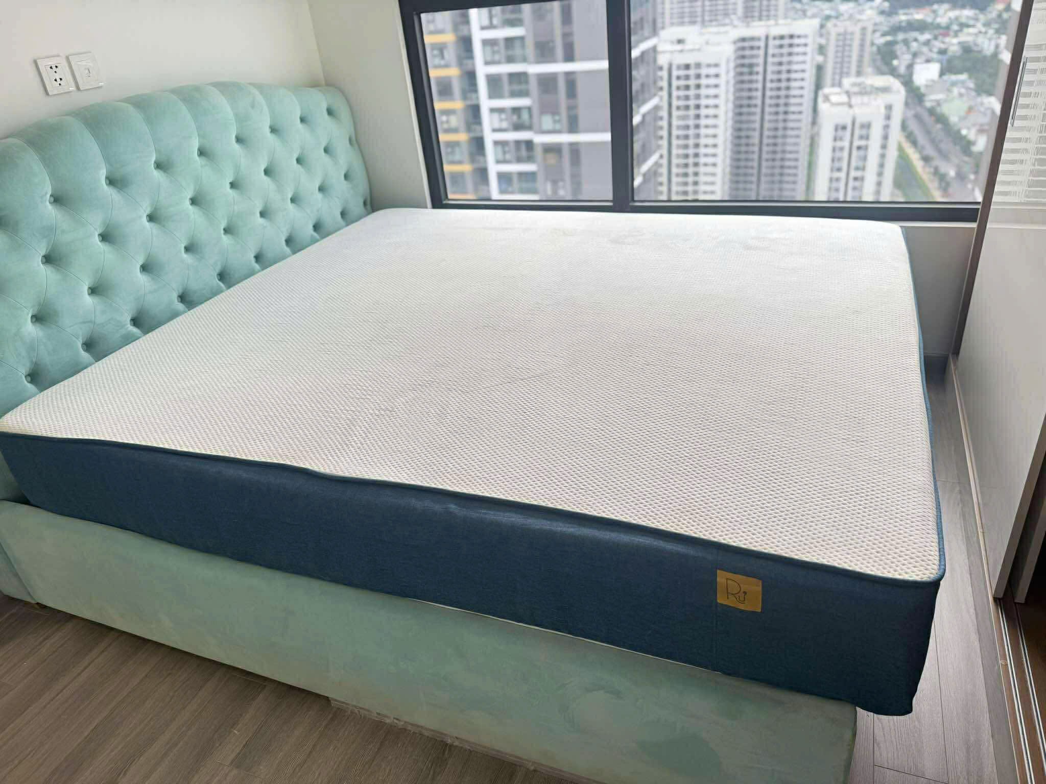 2PN+ full nội thất hướng Tây Bắc tầng 36 Beverly Solari Vinhomes Grand Park